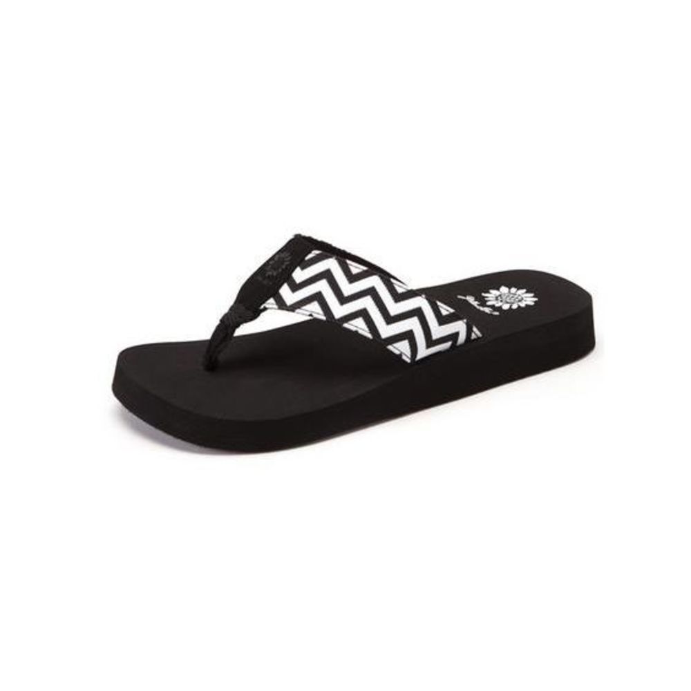 Yellow Box Yulisa Black Womens sandals 5.5 NEW
